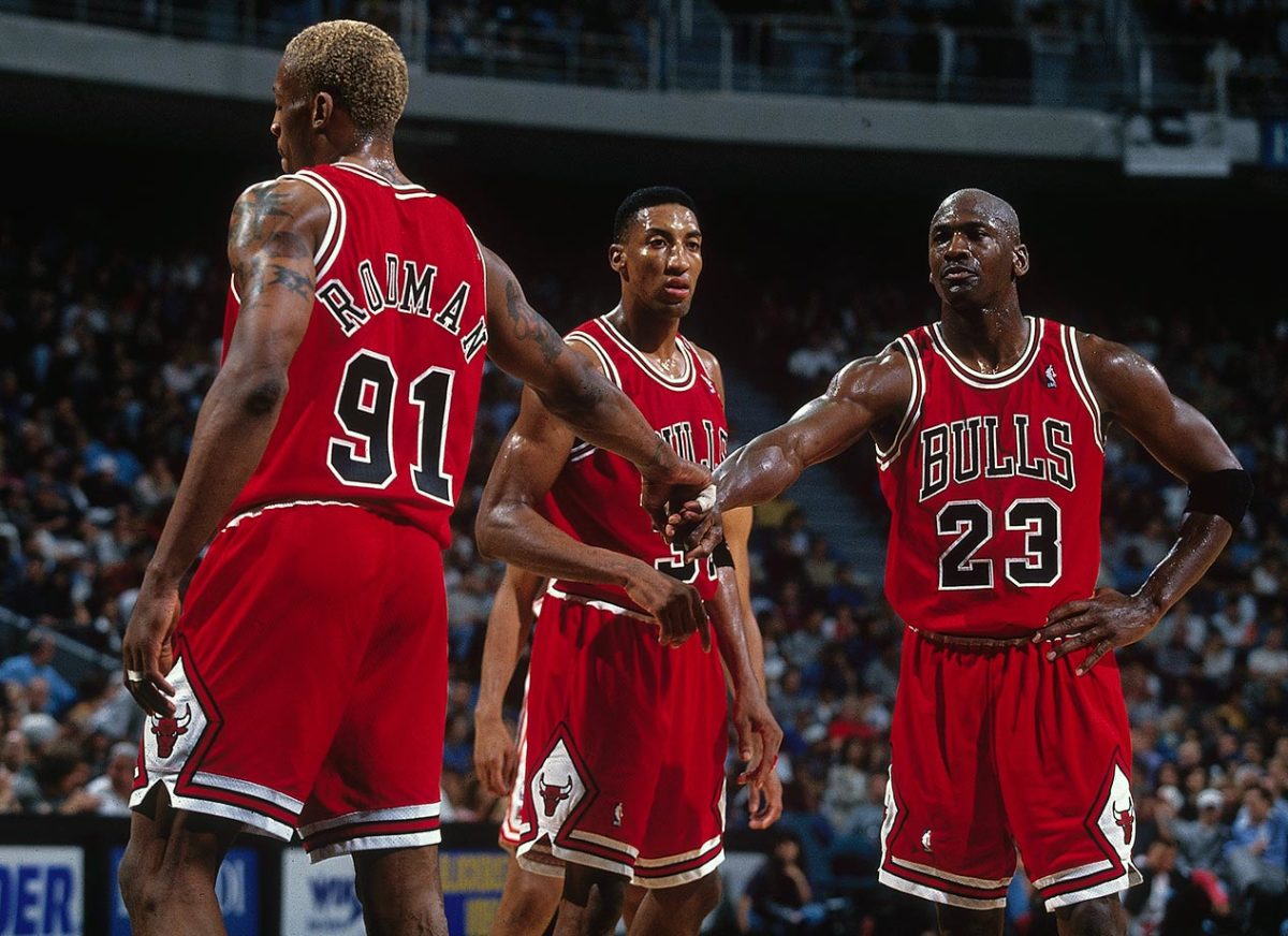 Những Năm 1990: Michael Jordan và Chicago Bulls